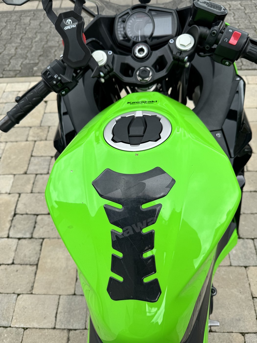 Kawasaki Ninja 400 – Foto 12 aus dem privaten Album
